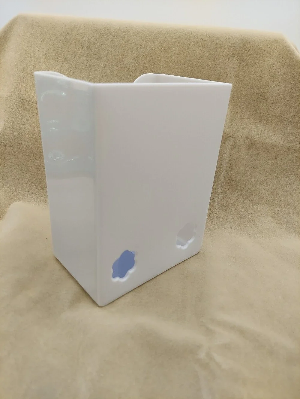 Wall Mounted Tissue Dispenser Or Dryer Sheet Dispenser Plastic